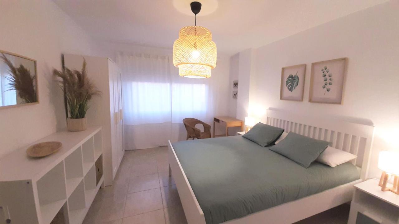 Vistas Al Mar Jardines Canarios Los Cristianos Лос Кристианос Екстериор снимка